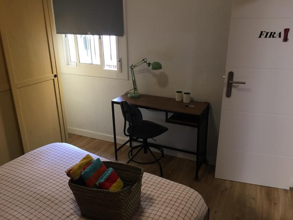 Practical Room: Barcelona-Fira-Airport L'Hospitalet de Llobregat Ngoại thất bức ảnh